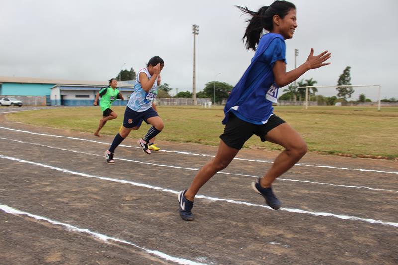 Atletismo abriu nessa segunda os Jogos Intercolegiais 2024 em Amambai