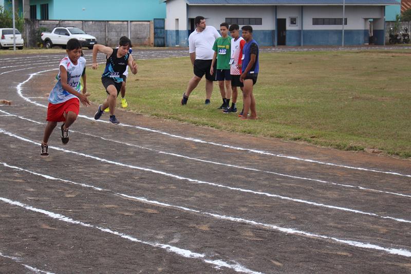 Atletismo abriu nessa segunda os Jogos Intercolegiais 2024 em Amambai