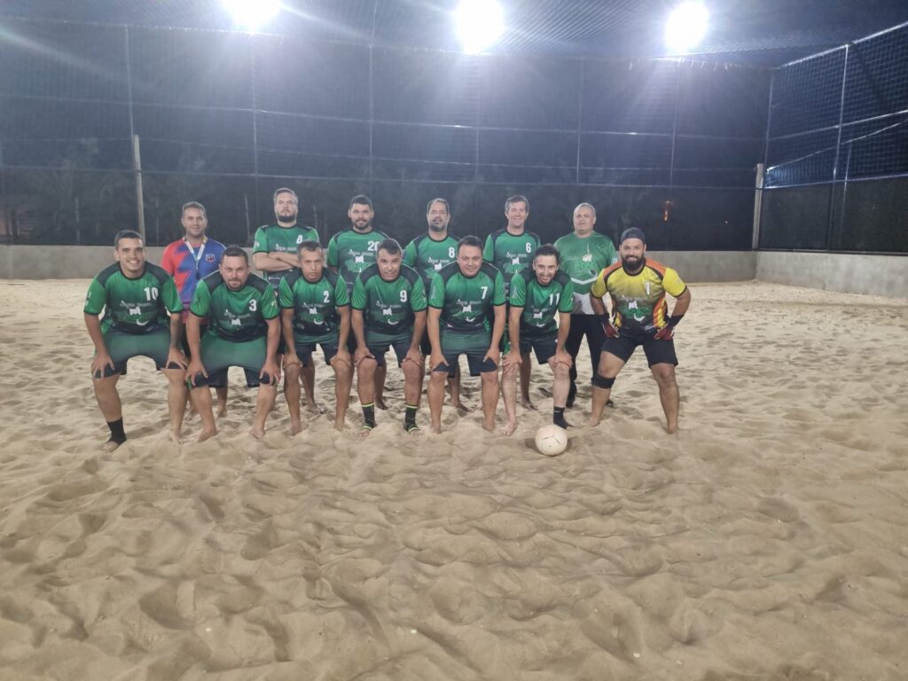 1ª Copa União de Futebol de Areia teve início em Amambai; novos jogos acontecem nesta quarta-feira (22)