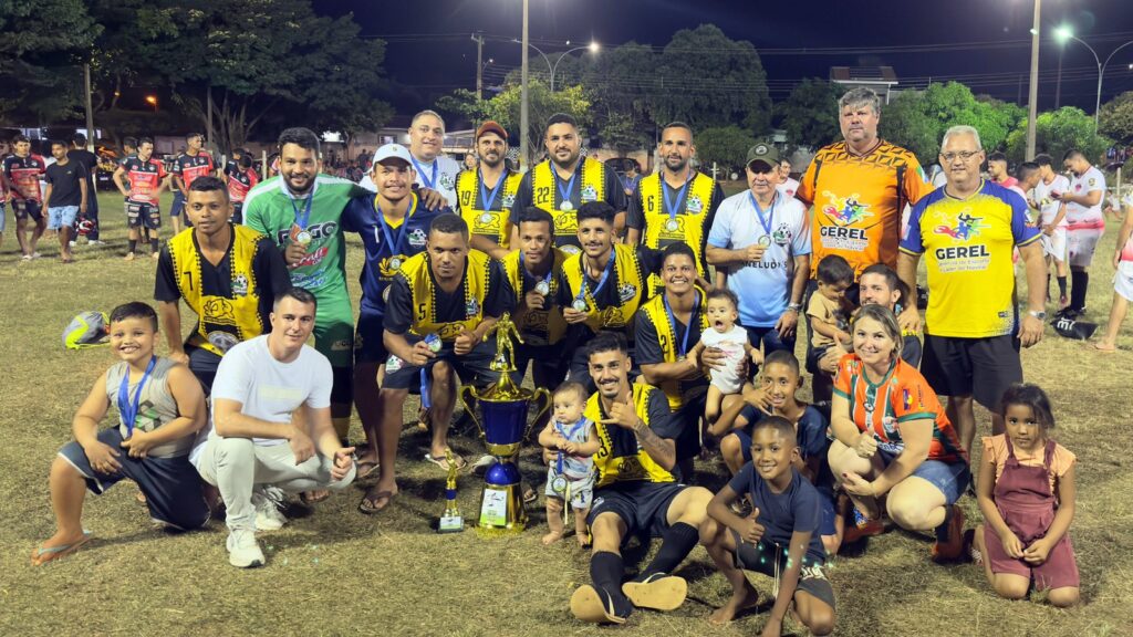 Torneios de Futebol Suíço e Vôlei de Areia movimentaram o Harry Amorim no Dia do Trabalhador