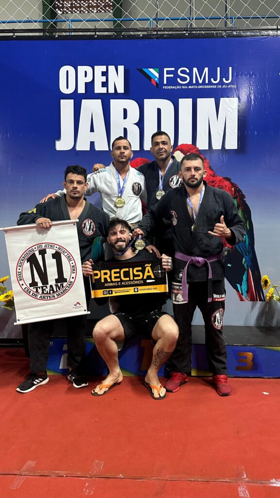 Lutadores de Amambai são destaques no Estadual de Jiu Jitsu em Jardim