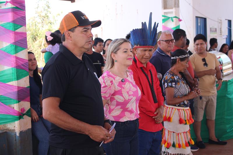 Abertura da 1ª Copa Terrão de Futebol masculino e feminino em Amambai