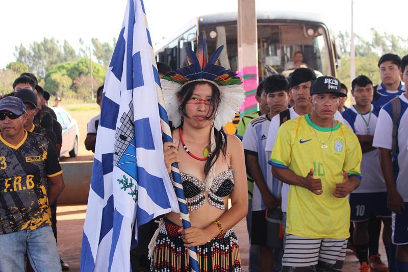 Abertura da 1ª Copa Terrão de Futebol masculino e feminino em Amambai