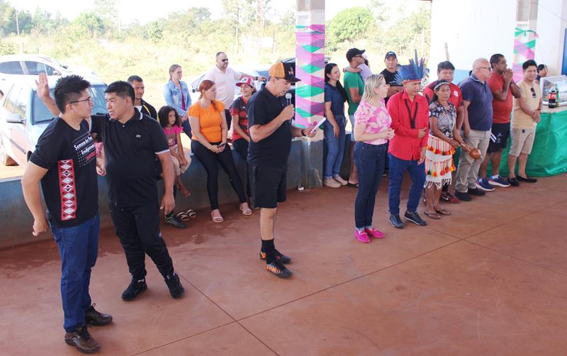 Abertura da 1ª Copa Terrão de Futebol masculino e feminino em Amambai