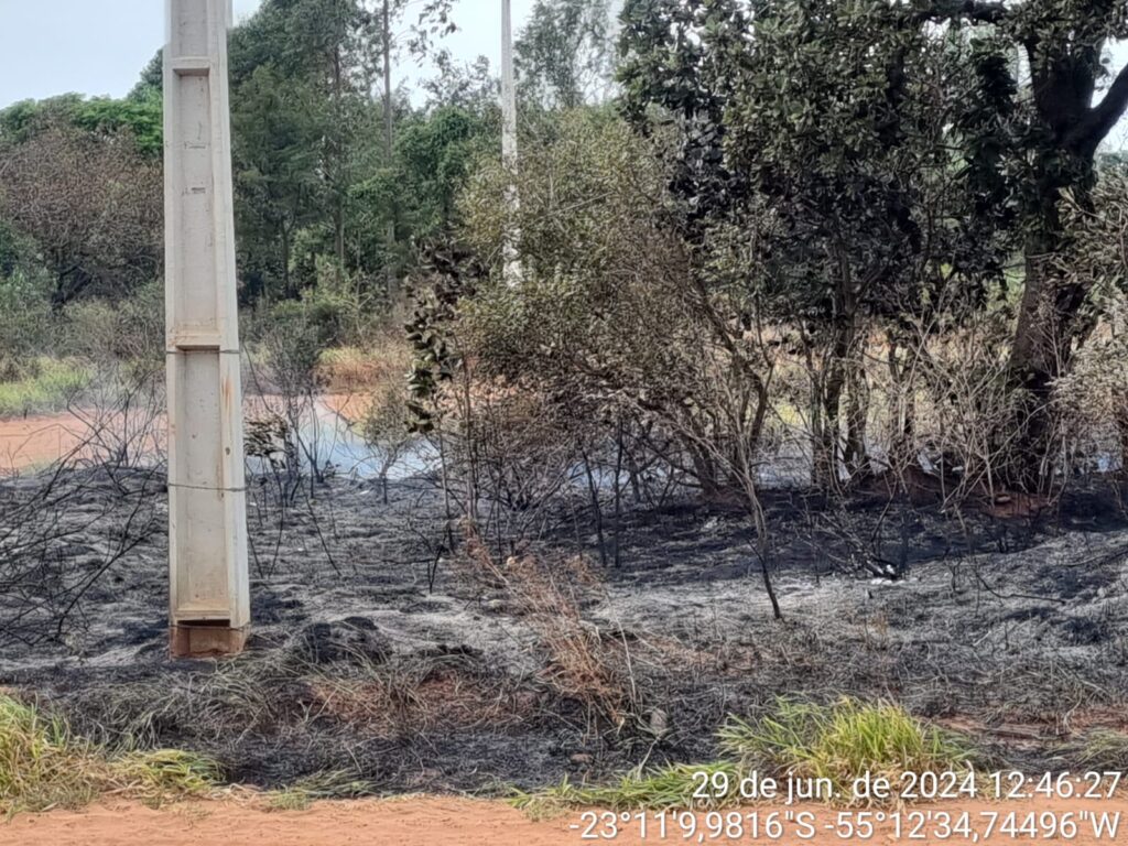 Corpo de Bombeiros atendeu ocorrências de incêndio neste sábado (29) em Amambai