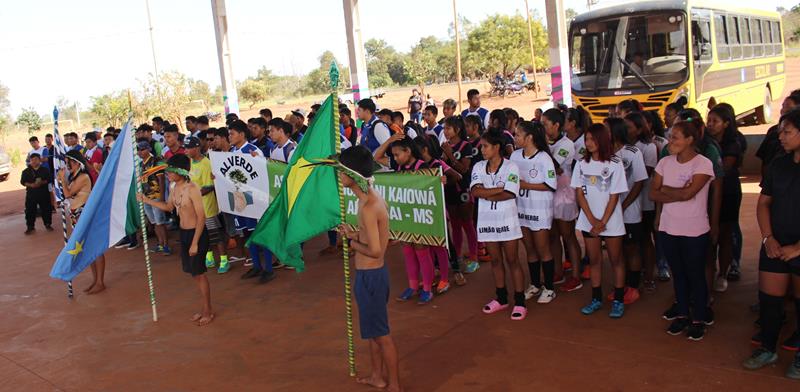 Abertura da 1ª Copa Terrão de Futebol masculino e feminino em Amambai