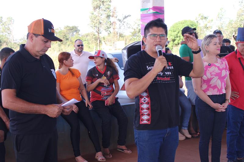 Abertura da 1ª Copa Terrão de Futebol masculino e feminino em Amambai