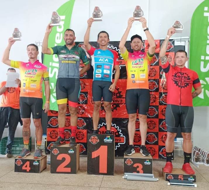 Ciclistas de Amambai brilham na 4ª Etapa do Conesul de MTB em Mundo Novo