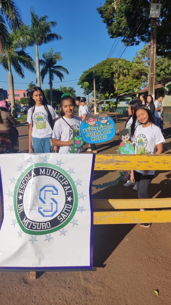 Alunos da E.M. Dr. Mitsuro Saito participaram do "Projeto de Ações Ecológicas" em Paranhos