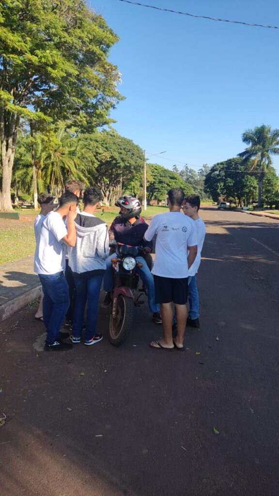 Alunos da E.M. Dr. Mitsuro Saito participaram do "Projeto de Ações Ecológicas" em Paranhos