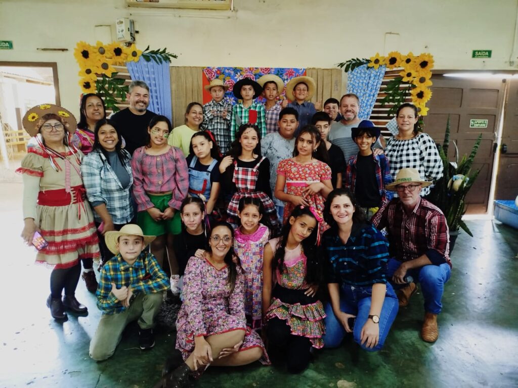 Prefeito Donizete prestigia festa junina da Escola Municipal Vereador Ivo Ilmo Wachsmann