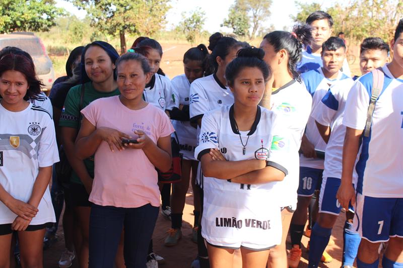 Abertura da 1ª Copa Terrão de Futebol masculino e feminino em Amambai