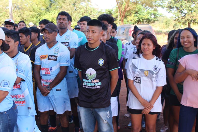 Abertura da 1ª Copa Terrão de Futebol masculino e feminino em Amambai