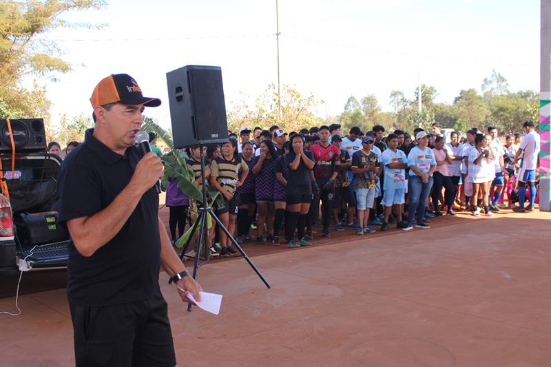 Abertura da 1ª Copa Terrão de Futebol masculino e feminino em Amambai