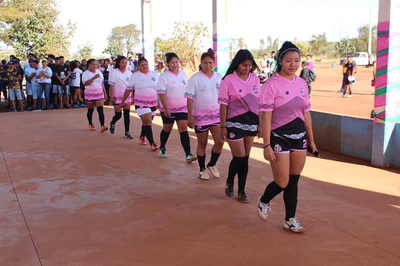 Abertura da 1ª Copa Terrão de Futebol masculino e feminino em Amambai