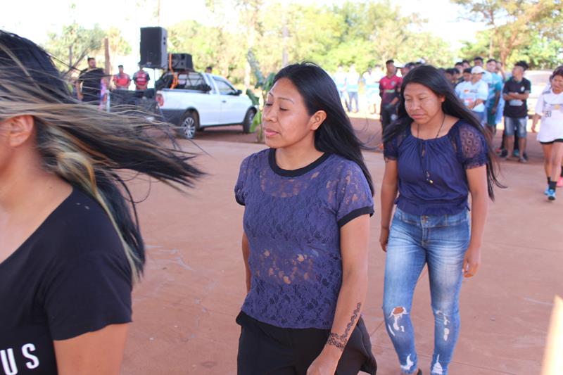 Abertura da 1ª Copa Terrão de Futebol masculino e feminino em Amambai