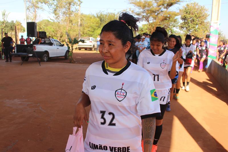 Abertura da 1ª Copa Terrão de Futebol masculino e feminino em Amambai