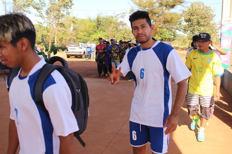 Abertura da 1ª Copa Terrão de Futebol masculino e feminino em Amambai