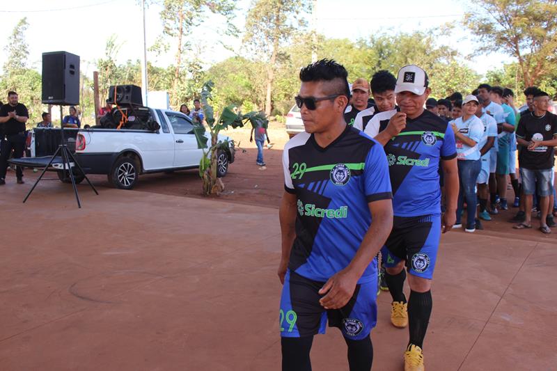 Abertura da 1ª Copa Terrão de Futebol masculino e feminino em Amambai