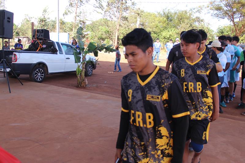 Abertura da 1ª Copa Terrão de Futebol masculino e feminino em Amambai