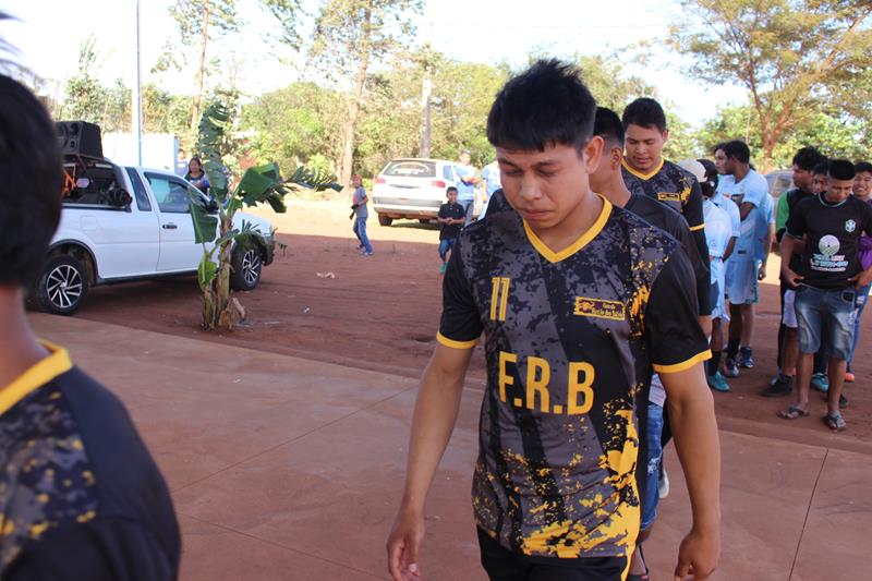 Abertura da 1ª Copa Terrão de Futebol masculino e feminino em Amambai