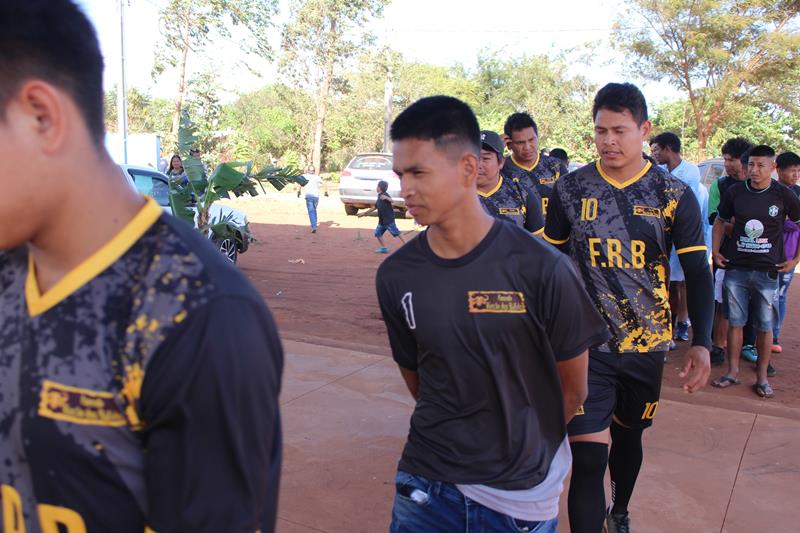 Abertura da 1ª Copa Terrão de Futebol masculino e feminino em Amambai