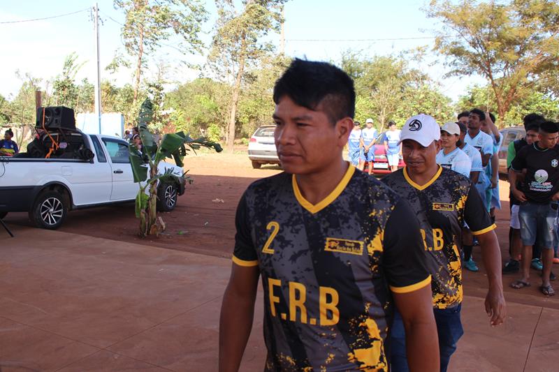 Abertura da 1ª Copa Terrão de Futebol masculino e feminino em Amambai