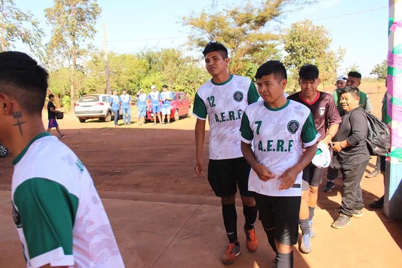 Abertura da 1ª Copa Terrão de Futebol masculino e feminino em Amambai