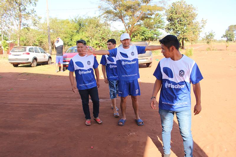 Abertura da 1ª Copa Terrão de Futebol masculino e feminino em Amambai