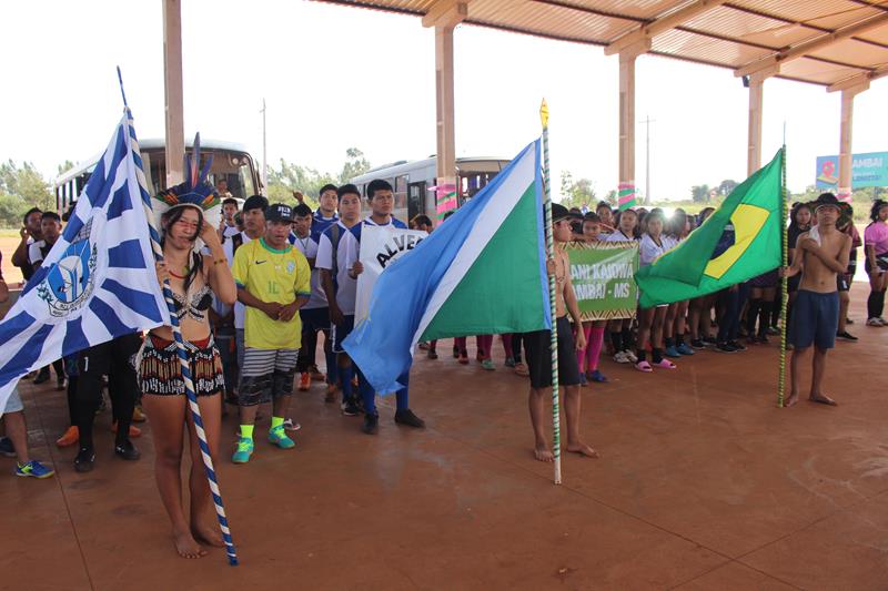 Abertura da 1ª Copa Terrão de Futebol masculino e feminino em Amambai