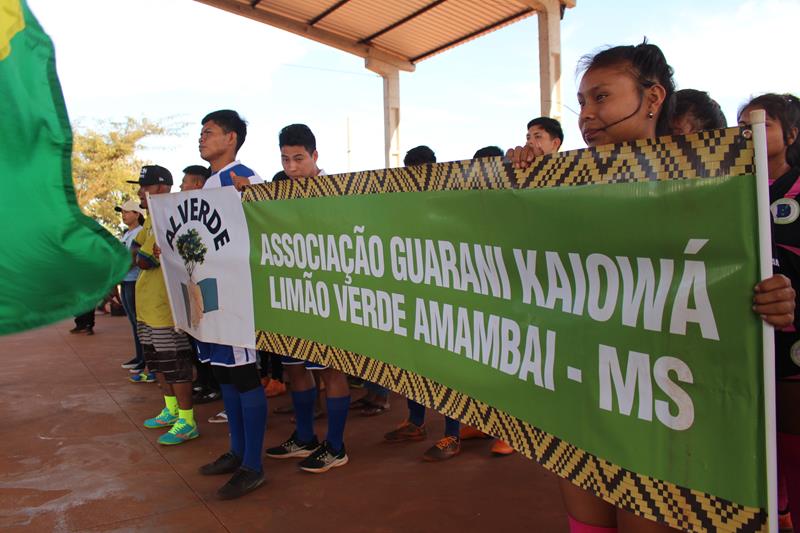 Abertura da 1ª Copa Terrão de Futebol masculino e feminino em Amambai