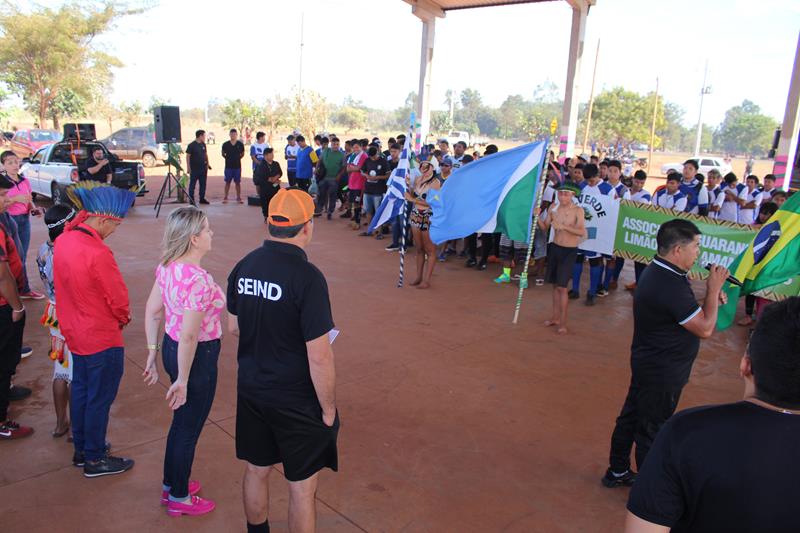 Abertura da 1ª Copa Terrão de Futebol masculino e feminino em Amambai