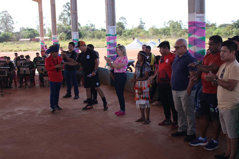 Abertura da 1ª Copa Terrão de Futebol masculino e feminino em Amambai