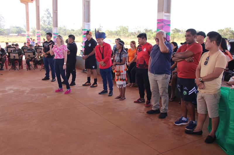 Abertura da 1ª Copa Terrão de Futebol masculino e feminino em Amambai