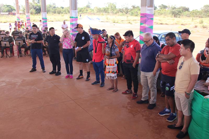 Abertura da 1ª Copa Terrão de Futebol masculino e feminino em Amambai