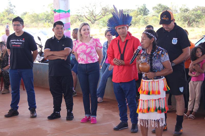 Abertura da 1ª Copa Terrão de Futebol masculino e feminino em Amambai