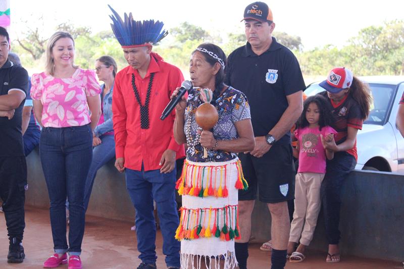 Abertura da 1ª Copa Terrão de Futebol masculino e feminino em Amambai