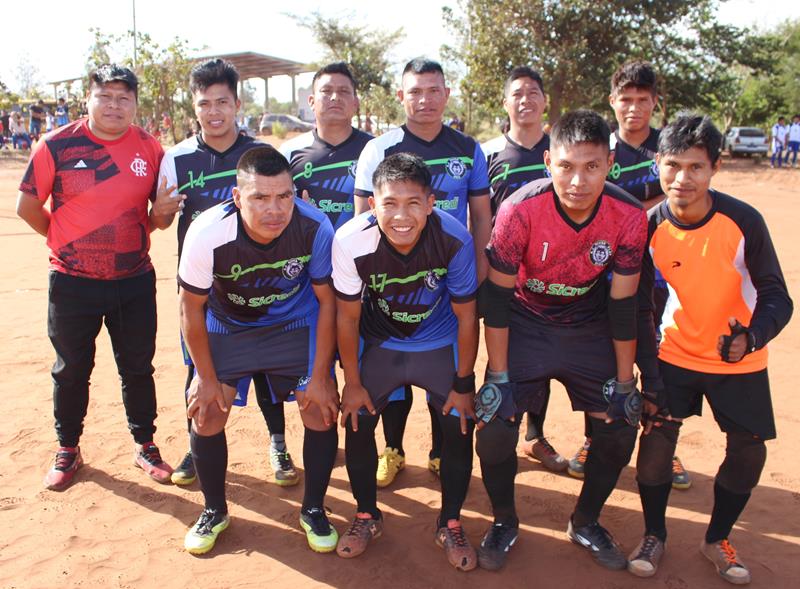 Abertura da 1ª Copa Terrão de Futebol masculino e feminino em Amambai