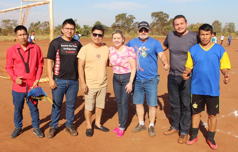 Abertura da 1ª Copa Terrão de Futebol masculino e feminino em Amambai