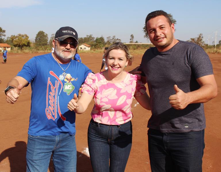 Com grande sucesso Seind abriu 1ª Copa Terrão de Futebol em Amambai