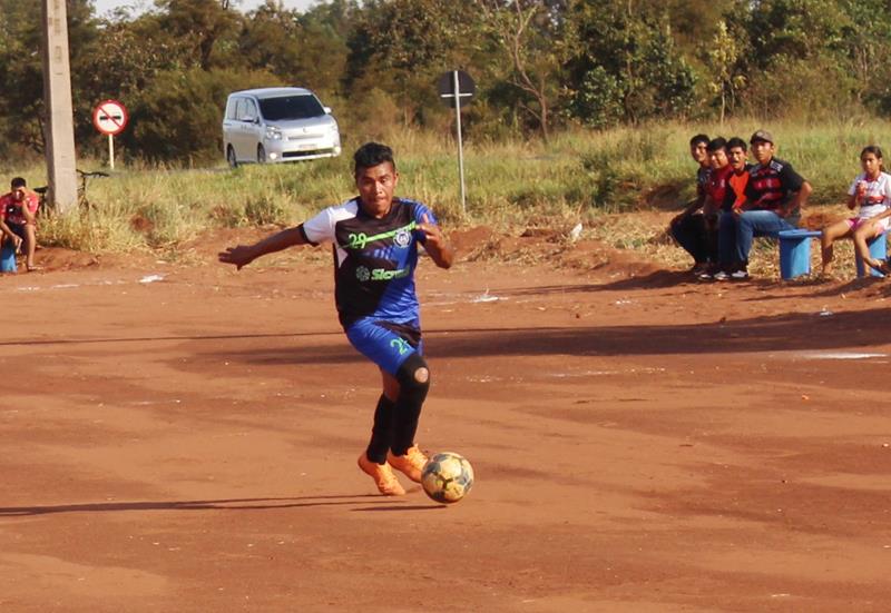 Abertura da 1ª Copa Terrão de Futebol masculino e feminino em Amambai