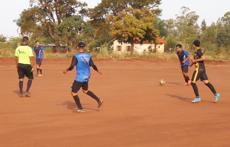 Abertura da 1ª Copa Terrão de Futebol masculino e feminino em Amambai