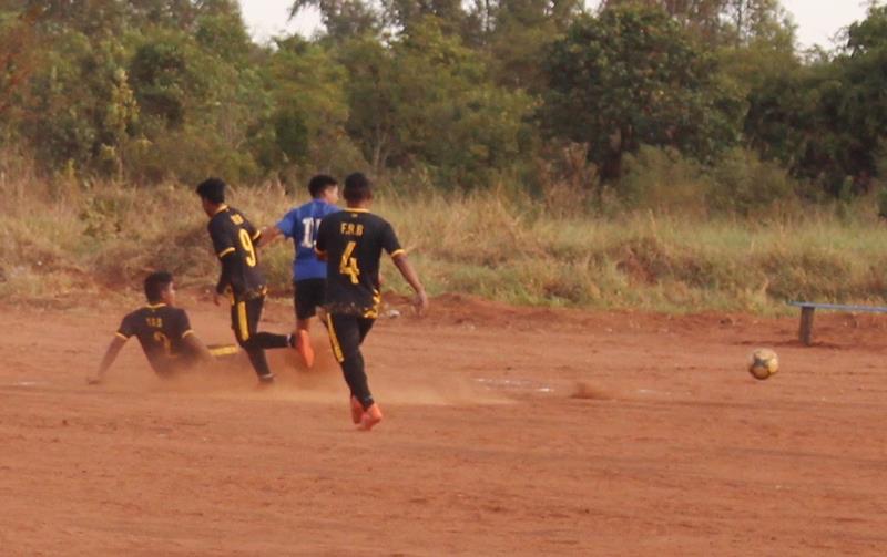 Com grande sucesso Seind abriu 1ª Copa Terrão de Futebol em Amambai