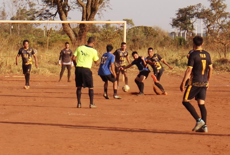 Com grande sucesso Seind abriu 1ª Copa Terrão de Futebol em Amambai