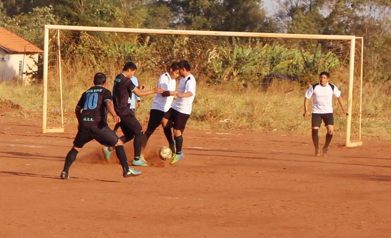 Abertura da 1ª Copa Terrão de Futebol masculino e feminino em Amambai