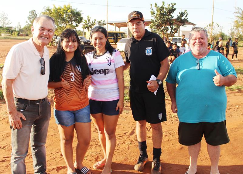 Com grande sucesso Seind abriu 1ª Copa Terrão de Futebol em Amambai