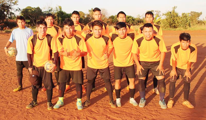 Abertura da 1ª Copa Terrão de Futebol masculino e feminino em Amambai