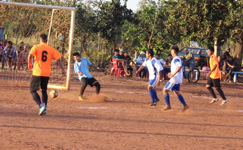 Com grande sucesso Seind abriu 1ª Copa Terrão de Futebol em Amambai