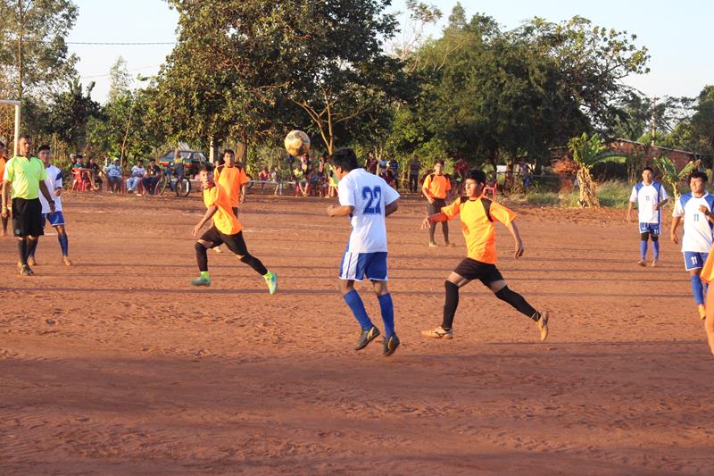 Abertura da 1ª Copa Terrão de Futebol masculino e feminino em Amambai