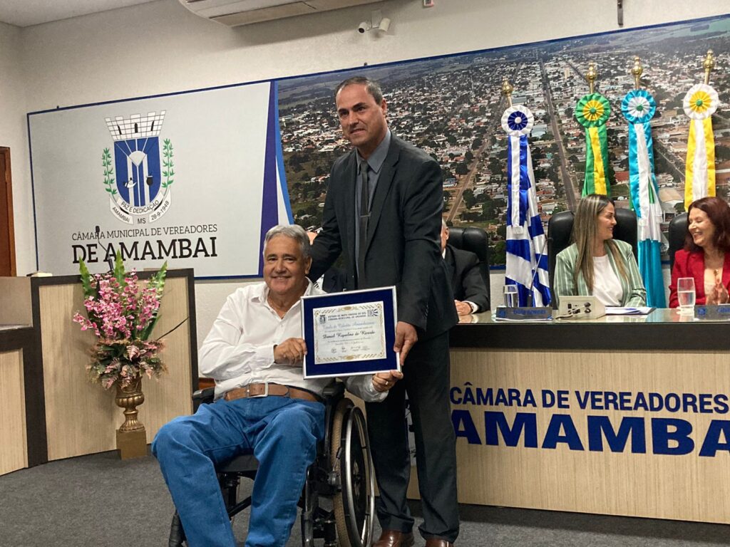 Câmara de Amambai entrega Títulos de Cidadão Amambaiense